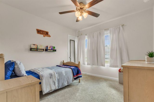 155 Tom Kite DR, Burnet, TX 78611