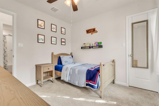 155 Tom Kite DR, Burnet, TX 78611