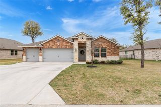 155 Tom Kite DR, Burnet, TX 78611