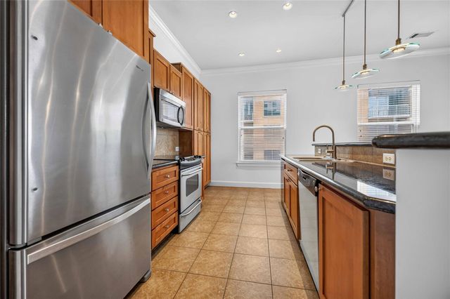 1010 Rosine Street 35, Houston, TX 77019
