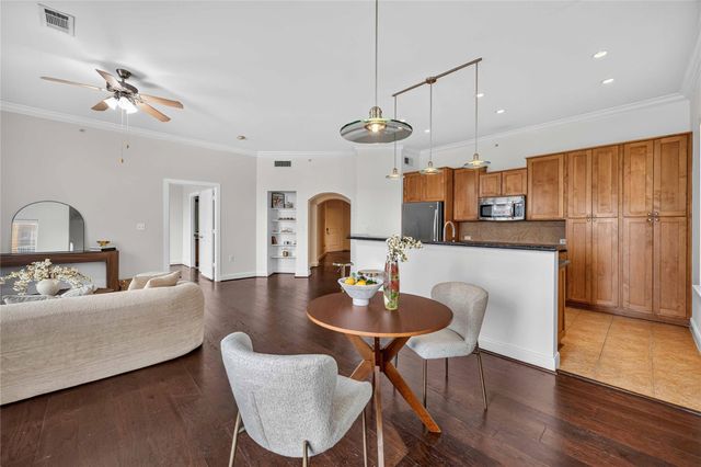 1010 Rosine Street 35, Houston, TX 77019