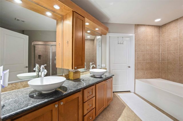 1010 Rosine Street 35, Houston, TX 77019