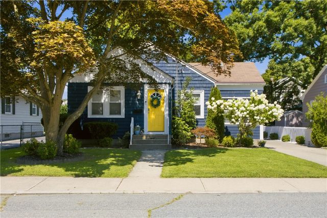 16 Minnesota Street, Providence, RI 02904