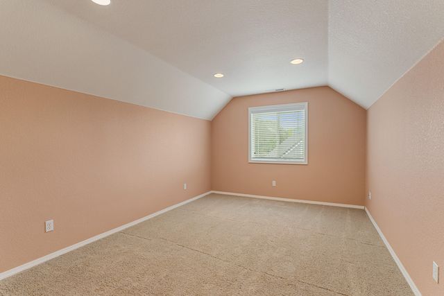 212 NW Canyon View Drive, Grants Pass, OR 97526