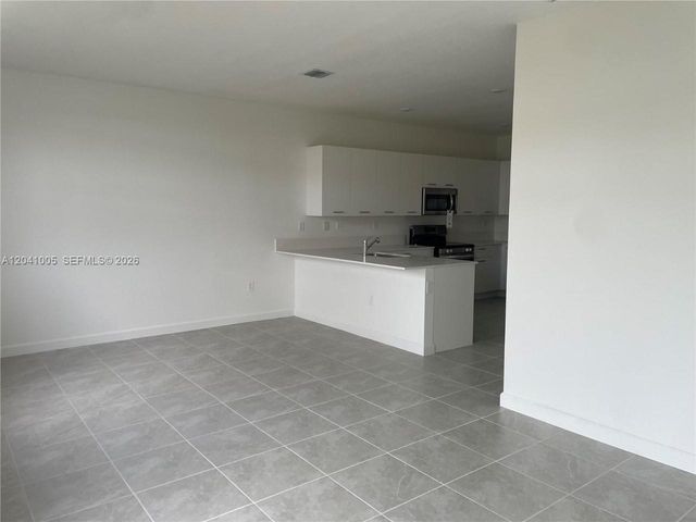 12612 NW 22nd Pl 12612, Miami, FL 33167