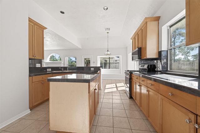 3811 Stableridge Drive, Houston, TX 77014