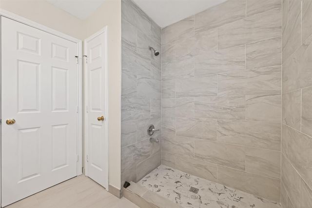 3811 Stableridge Drive, Houston, TX 77014