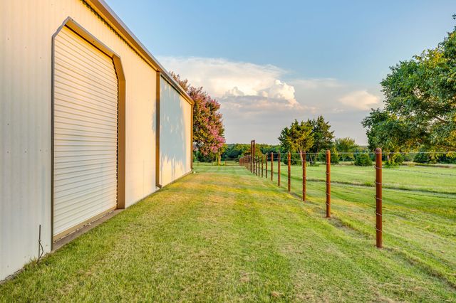 1778 County Road 217, Collinsville, TX 76233
