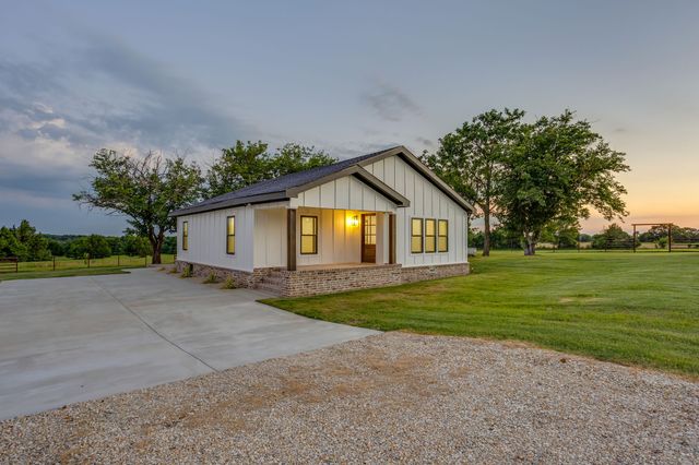 1778 County Road 217, Collinsville, TX 76233