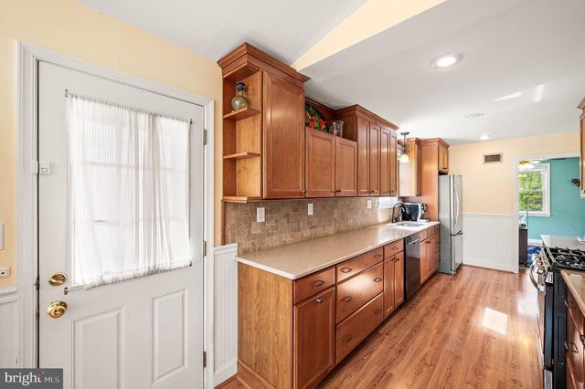 453 CLAREMONT RD, Springfield, PA 19064