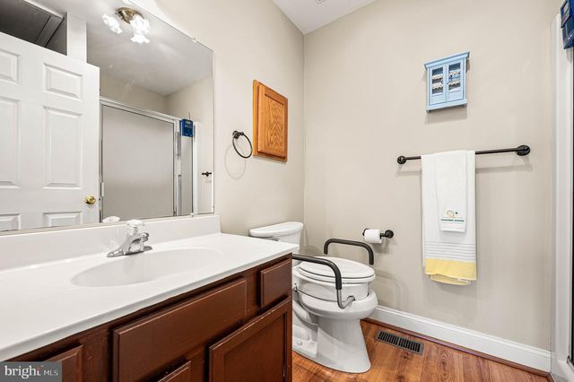 453 CLAREMONT RD, Springfield, PA 19064