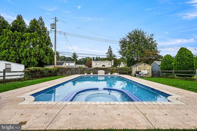 453 CLAREMONT RD, Springfield, PA 19064
