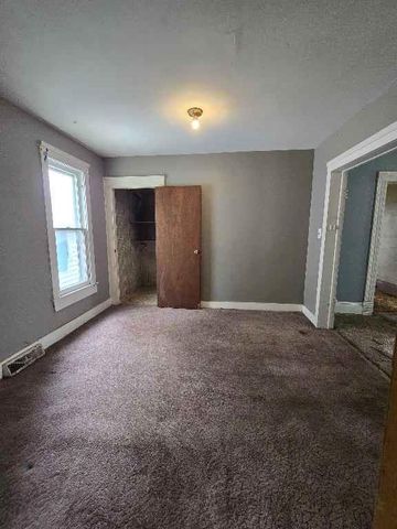 406 Main Street, Garden City, MO 64747