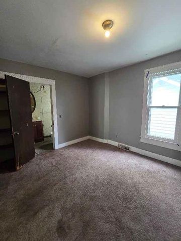 406 Main Street, Garden City, MO 64747