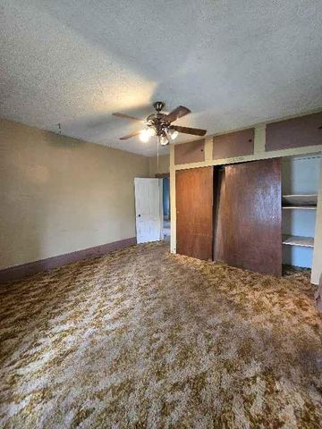 406 Main Street, Garden City, MO 64747