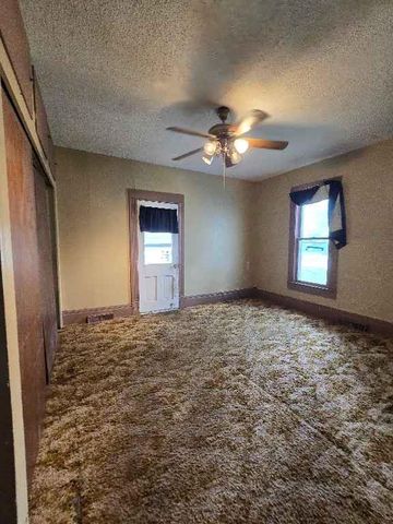 406 Main Street, Garden City, MO 64747