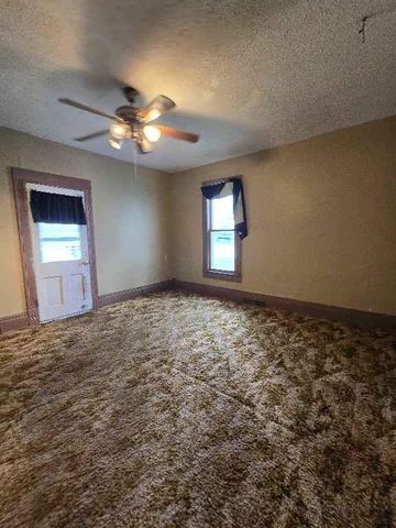 406 Main Street, Garden City, MO 64747