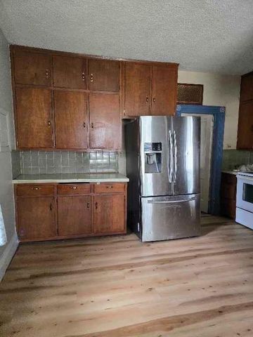 406 Main Street, Garden City, MO 64747