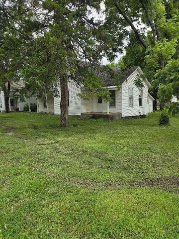 406 Main Street, Garden City, MO 64747