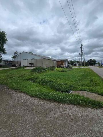 406 Main Street, Garden City, MO 64747