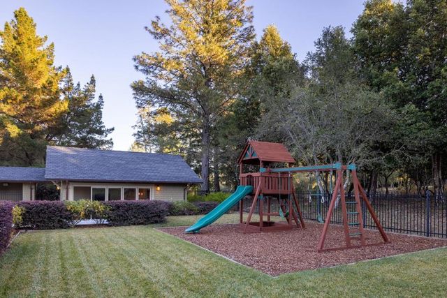 420 Bonnie Brae Road & 3980 Bonny Doon Road, Santa Cruz, CA 95060