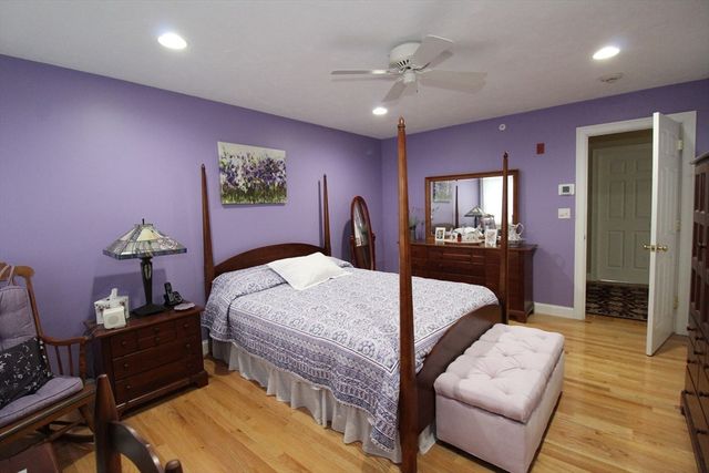 19 Peachey Circle 19, Middleton, MA 01949