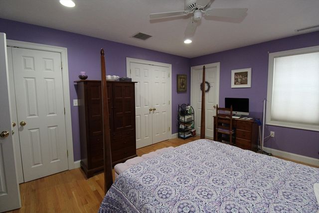 19 Peachey Circle 19, Middleton, MA 01949