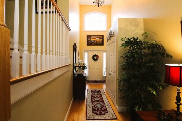 19 Peachey Circle 19, Middleton, MA 01949