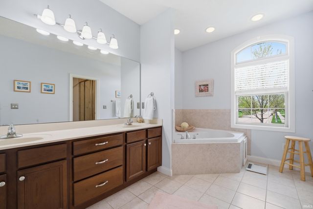 3652 Litchfield Place, West Lafayette, IN 47906