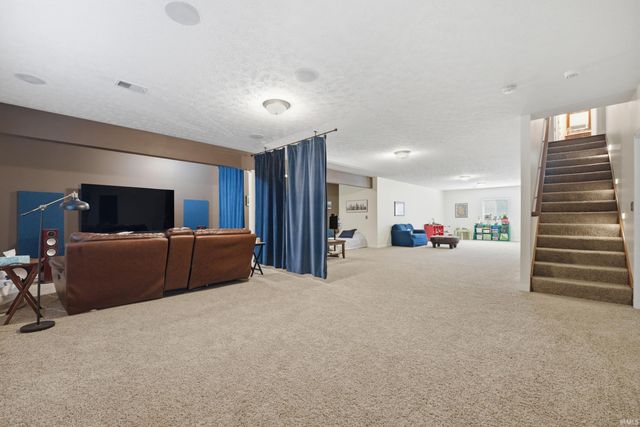 3652 Litchfield Place, West Lafayette, IN 47906