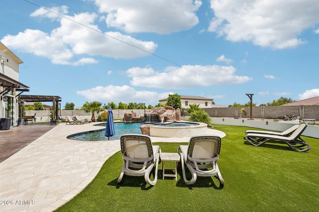 15923 W CHERYL Court, Waddell, AZ 85355