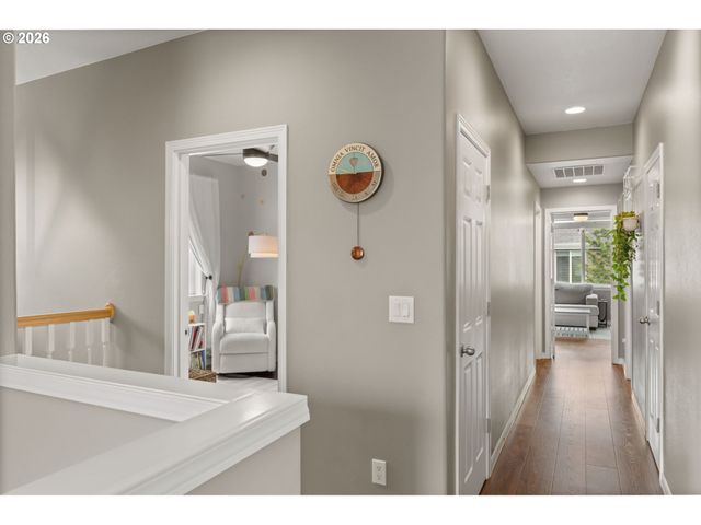 2011 N ALBANY Rd, Albany, OR 97321