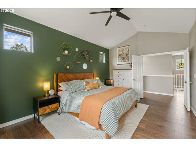 2011 N ALBANY Rd, Albany, OR 97321