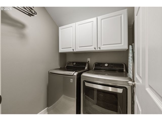 2011 N ALBANY Rd, Albany, OR 97321