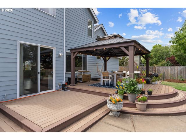 2011 N ALBANY Rd, Albany, OR 97321