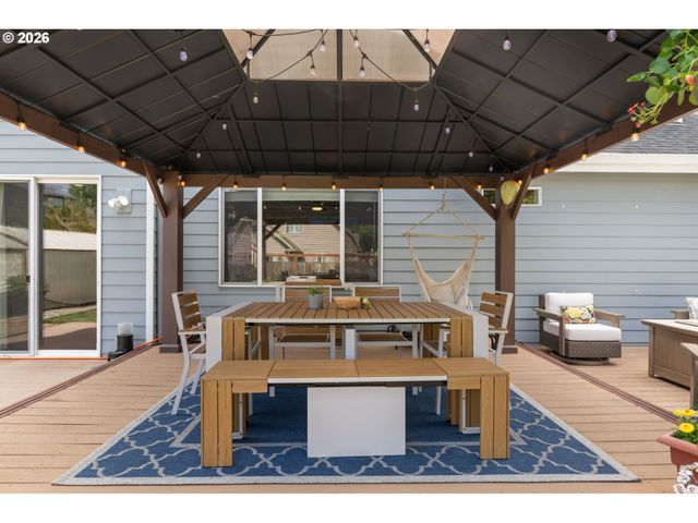2011 N ALBANY Rd, Albany, OR 97321