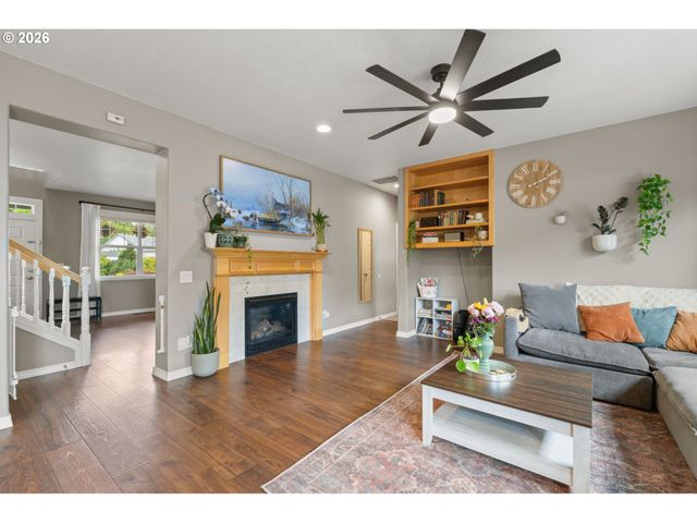 2011 N ALBANY Rd, Albany, OR 97321