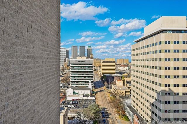 1502 S Boulder Avenue 17M, Tulsa, OK 74119