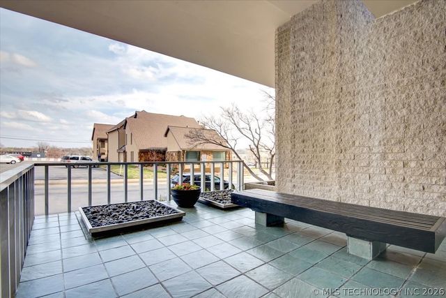 1502 S Boulder Avenue 17M, Tulsa, OK 74119