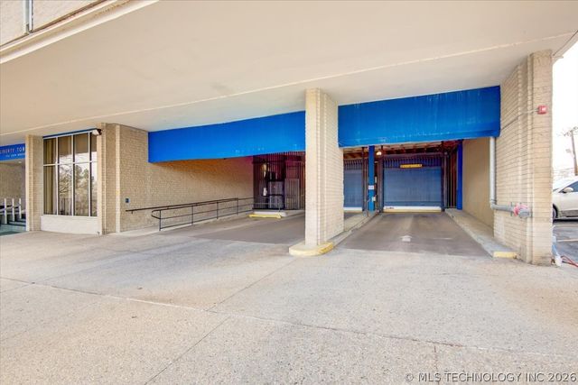 1502 S Boulder Avenue 17M, Tulsa, OK 74119