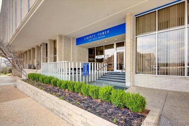 1502 S Boulder Avenue 17M, Tulsa, OK 74119
