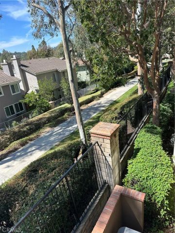 8514 E Baker Hill Road B, Orange, CA 92869
