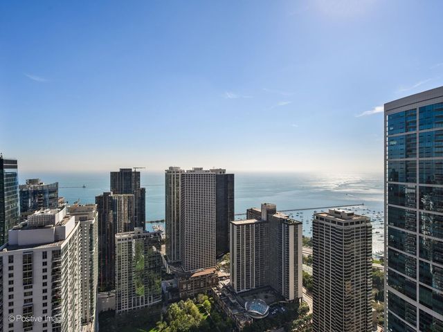225 N Columbus Drive 5510, Chicago, IL 60601