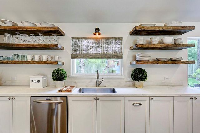 5326 Windswept Lane, Houston, TX 77056