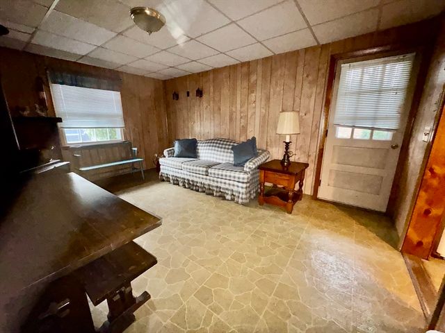 40 Alphonse Rd, Brockton, MA 02302