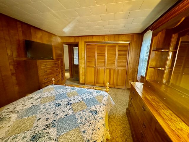 40 Alphonse Rd, Brockton, MA 02302