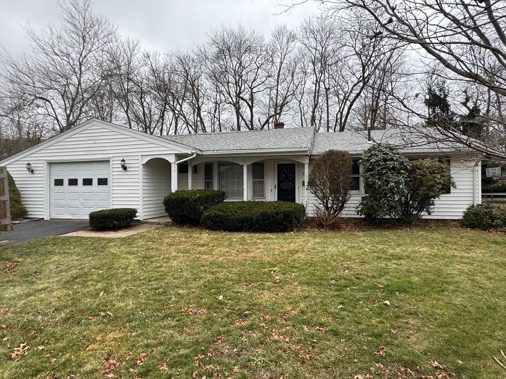 40 Alphonse Rd, Brockton, MA 02302