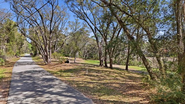 Wild Oaks Drive, Ocean Springs, MS 39564