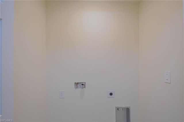 2120 French ST, Fort Myers, FL 33916