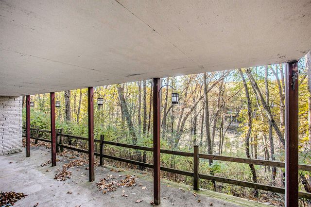 1280 Westlake Woods Drive, Battle Creek, MI 49037